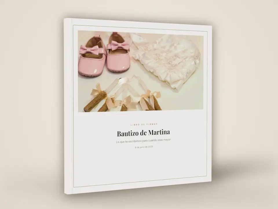 Representación de un libro fino cerrado con la portada «Bautizo de Martina»