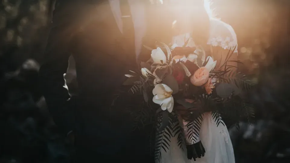 50 Ideas de Mensajes para el Libro de Firmas de una Boda