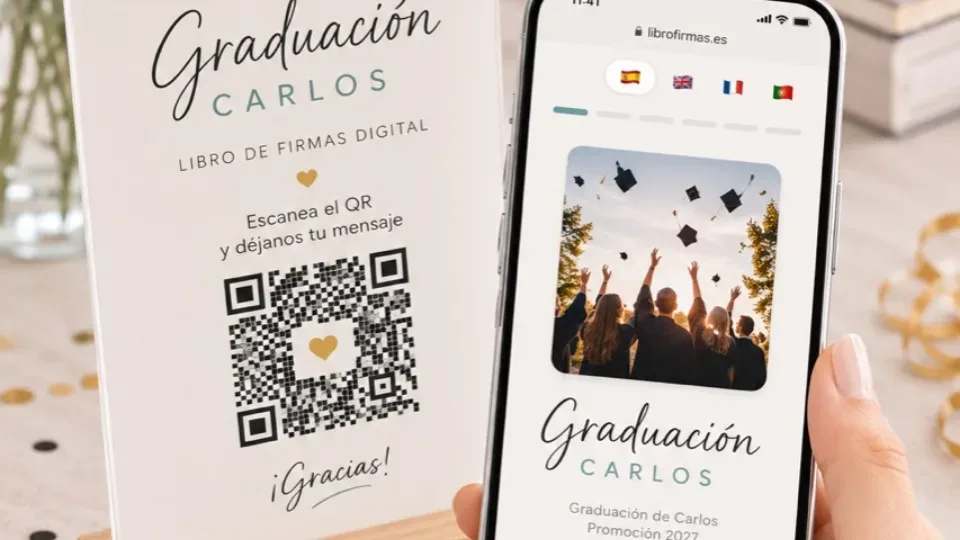 Libro de firmas de graduación con birrete, tarjetas y detalles académicos en una mesa clara