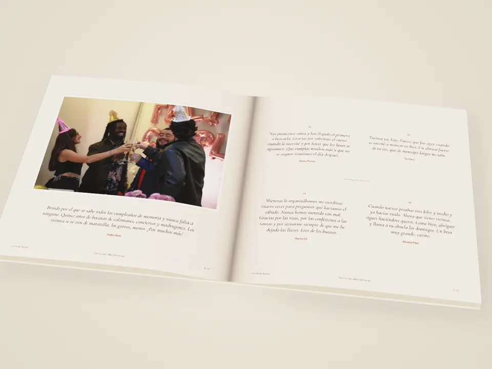 Representación del mismo libro abierto por las páginas 4 y 5, con una dedicatoria con su fotografía y cuatro de solo texto