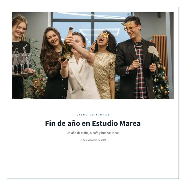 Portada del libro de firmas de la fiesta de fin de año de la empresa de ejemplo, con una foto del equipo brindando en la oficina